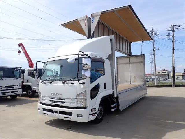 いすゞ フォワード TKG-FRR90T2(2WD)の写真16