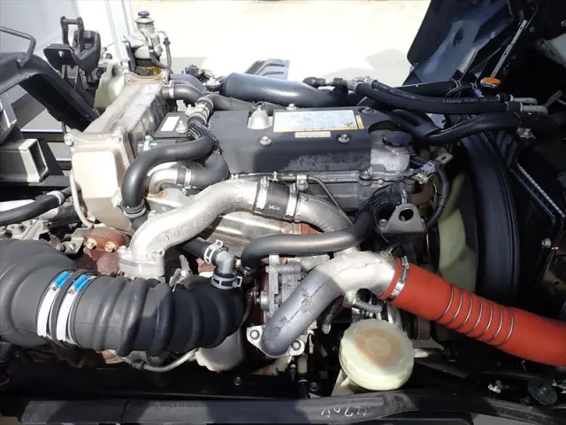 いすゞ フォワード TKG-FRR90T2(2WD)の写真44