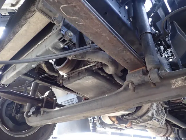 いすゞ フォワード TKG-FRR90T2(2WD)の写真48