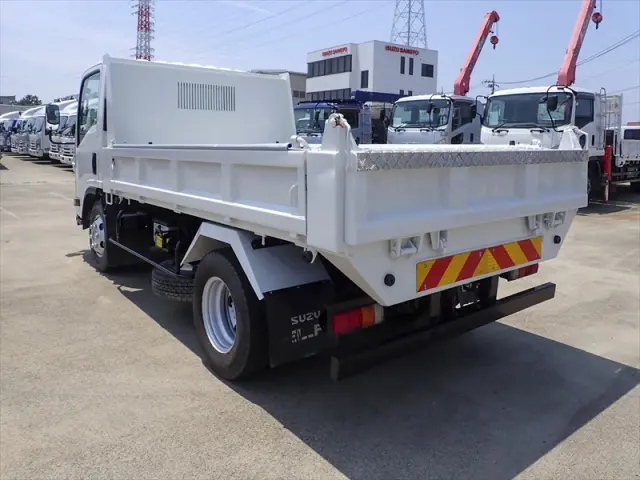 いすゞ エルフ TRG-NPR85YN(2WD)の写真4