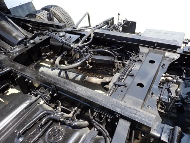 いすゞ エルフ TRG-NPR85YN(2WD)の写真19