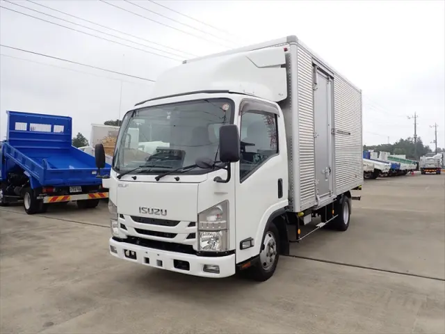 いすゞ エルフ 2RG-NLR88AR(2WD)の写真1