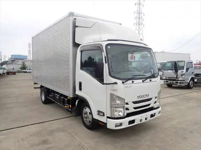 いすゞ エルフ 2RG-NLR88AR(2WD)の写真3