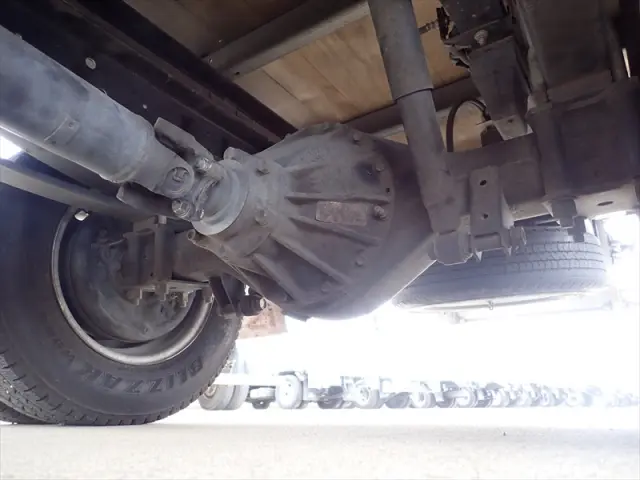 いすゞ エルフ 2RG-NLR88AR(2WD)の写真14