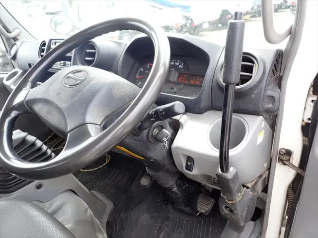 日野 デュトロ TKG-XZU620T(2WD)の写真26
