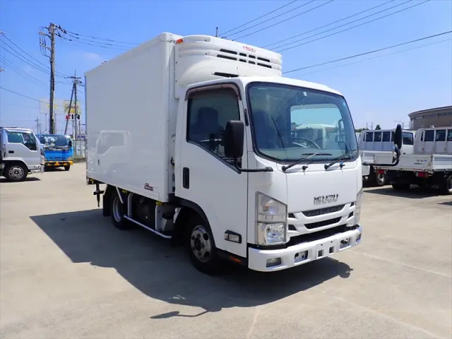 いすゞ エルフ TPG-NLR85AN(2WD)の写真3