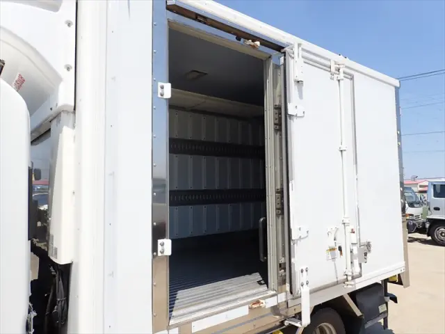 いすゞ エルフ TPG-NLR85AN(2WD)の写真17