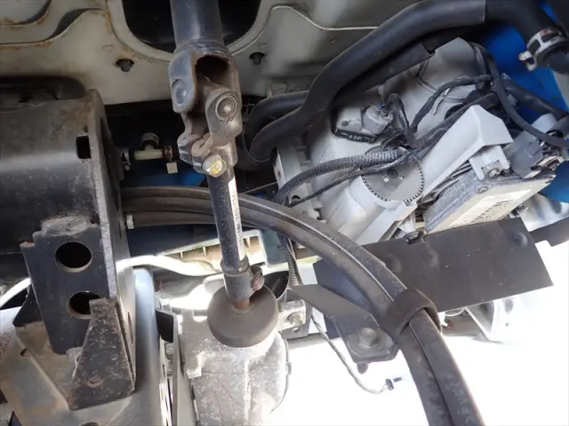 いすゞ エルフ TPG-NLR85AN(2WD)の写真27