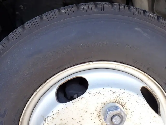 いすゞ エルフ TPG-NLR85AN(2WD)の写真35