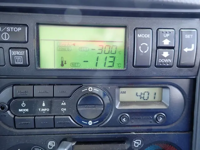 いすゞ エルフ TPG-NLR85AN(2WD)の写真45