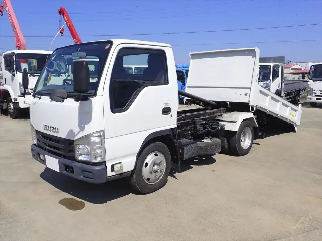 いすゞ エルフ TPG-NKR85AN(2WD)の写真12