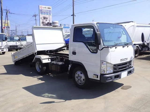 いすゞ エルフ TPG-NKR85AN(2WD)の写真15