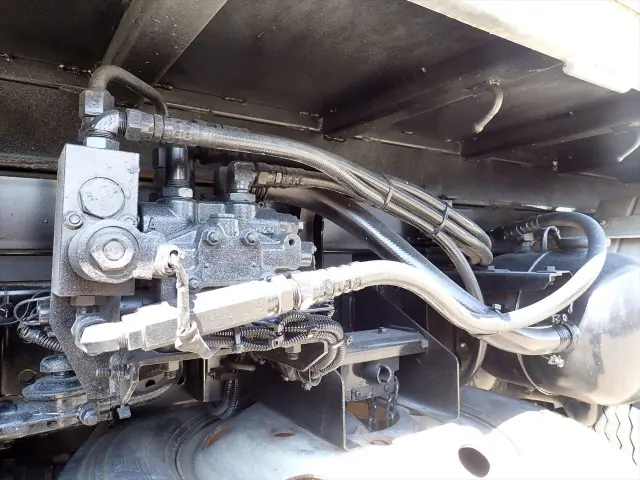 いすゞ エルフ TPG-NKR85AN(2WD)の写真23