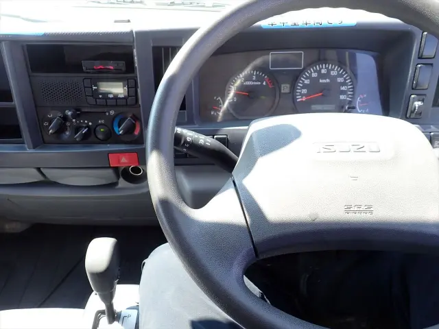 いすゞ エルフ TPG-NKR85AN(2WD)の写真35