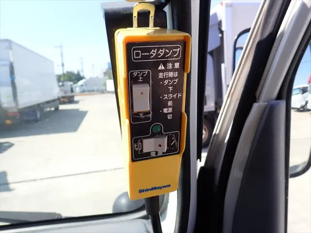 いすゞ エルフ TPG-NKR85AN(2WD)の写真41