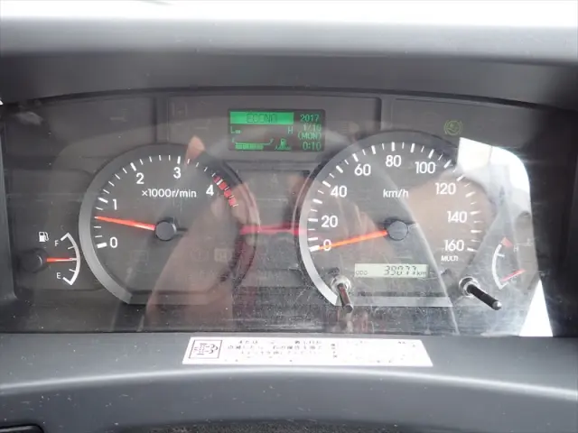 いすゞ エルフ 2RG-NPR88AR(2WD)の写真29