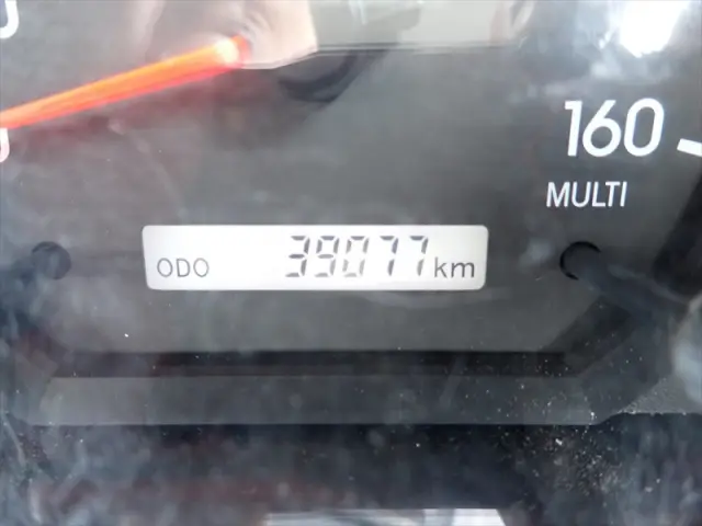 いすゞ エルフ 2RG-NPR88AR(2WD)の写真30