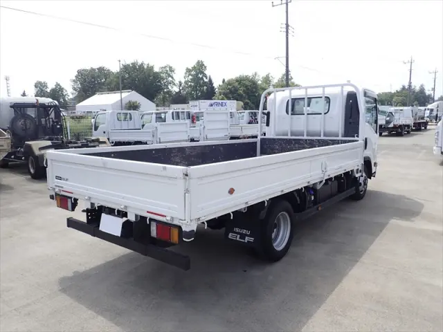 いすゞ エルフ 2PG-NPR88AR(2WD)の写真2