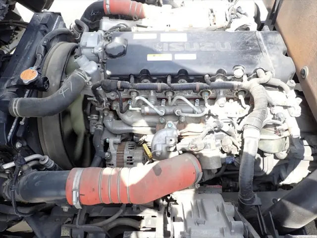 いすゞ エルフ 2PG-NPR88AR(2WD)の写真18