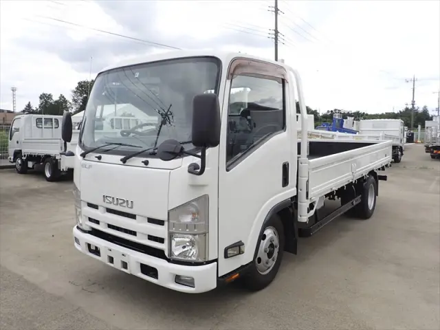 いすゞ エルフ TKG-NLR85AR(2WD)の写真1