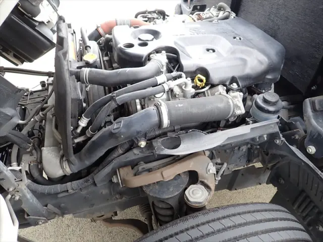 いすゞ エルフ TKG-NLR85AR(2WD)の写真15