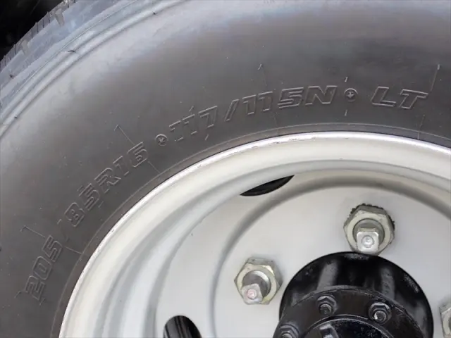 いすゞ エルフ TKG-NLR85AR(2WD)の写真30