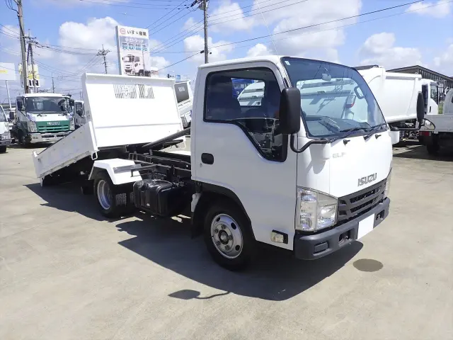 いすゞ エルフ TPG-NKR85AN(2WD)の写真13
