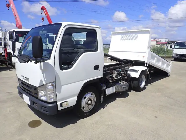 いすゞ エルフ TPG-NKR85AN(2WD)の写真14