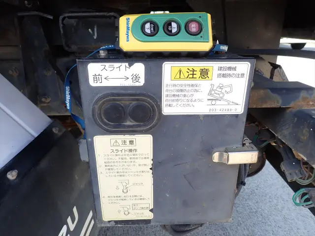 いすゞ エルフ TPG-NKR85AN(2WD)の写真29
