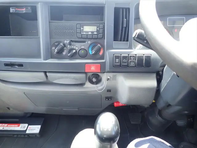 いすゞ エルフ TPG-NKR85AN(2WD)の写真43