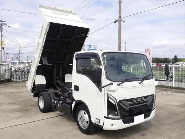 いすゞ エルフ 2RG-NKR88AT(2WD)の写真9