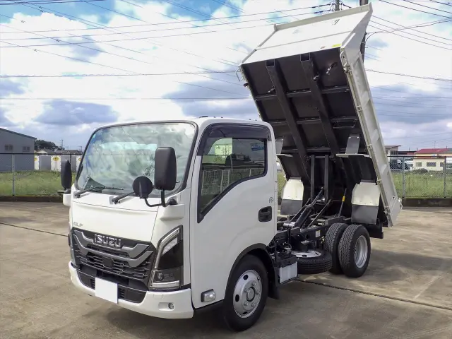いすゞ エルフ 2RG-NKR88AT(2WD)の写真10