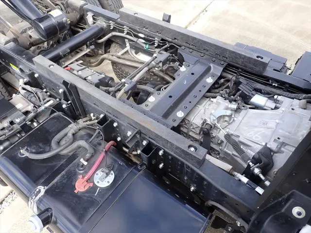 いすゞ エルフ 2RG-NKR88AT(2WD)の写真15