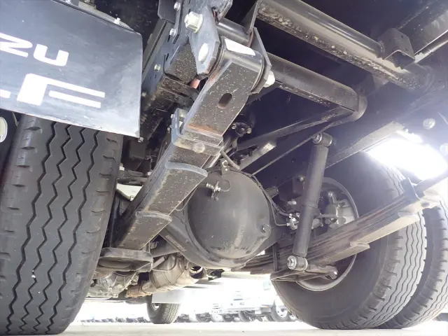 いすゞ エルフ 2RG-NKR88AT(2WD)の写真16
