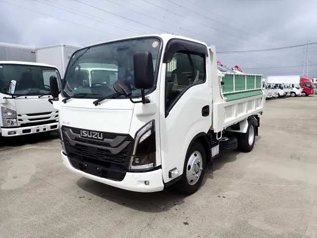 いすゞ エルフ 2RG-NKR88AT(2WD)の写真1
