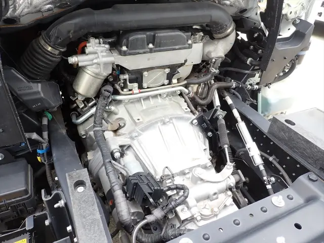 いすゞ エルフ 2RG-NKR88AT(2WD)の写真14