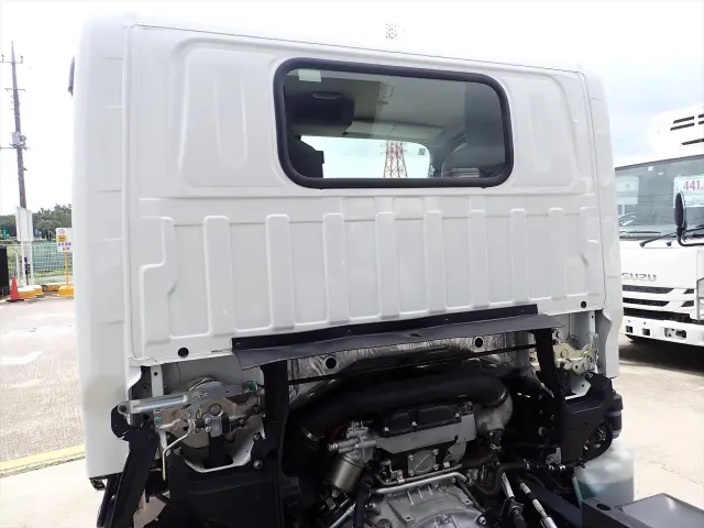 いすゞ エルフ 2RG-NKR88AT(2WD)の写真15