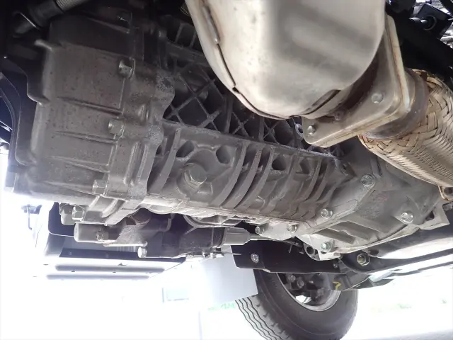 いすゞ エルフ 2RG-NKR88AT(2WD)の写真32