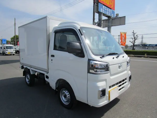 ダイハツ ハイゼットバン 3BD-S500P(2WD)の写真3