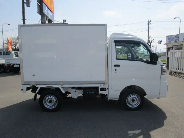 ダイハツ ハイゼットバン 3BD-S500P(2WD)の写真4