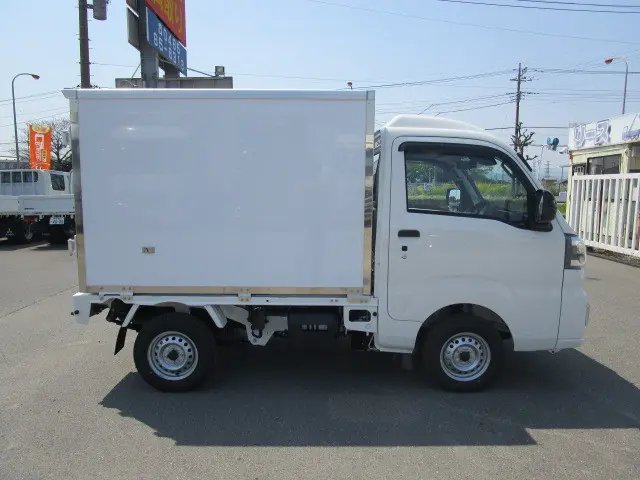 ダイハツ ハイゼットトラック 3BD-S510P(4WD)の写真4