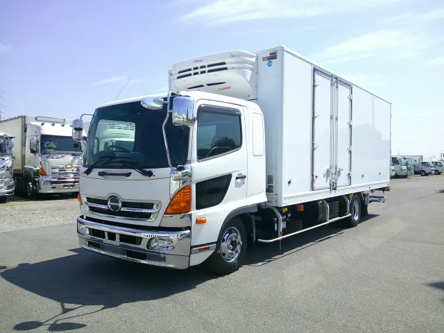 日野 レンジャー TKG-FD7JLAG(2WD)の写真1