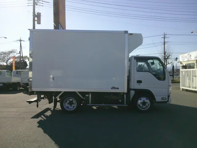 いすゞ エルフ TKG-NHS85AN(4WD)の写真4