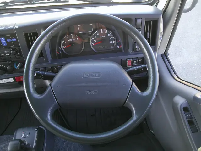 いすゞ エルフ TKG-NHS85AN(4WD)の写真17