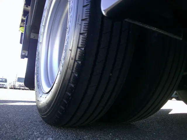 いすゞ エルフ TKG-NHS85AN(4WD)の写真31