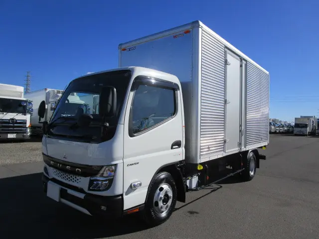 三菱 キャンター 2RG-FEA20(2WD)の写真1