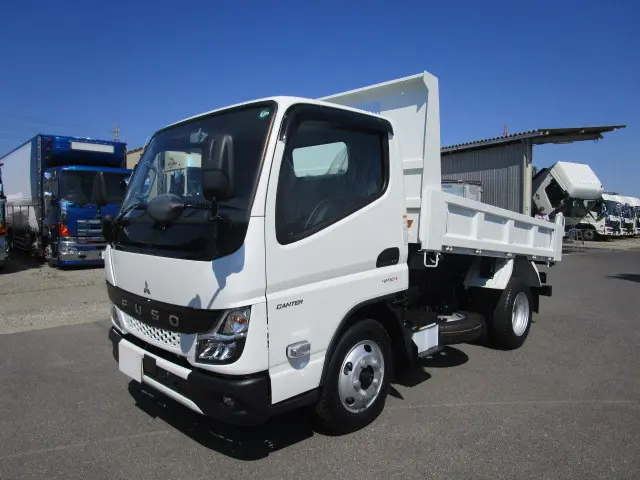 三菱 キャンター 2RG-FBA60(2WD)の写真1