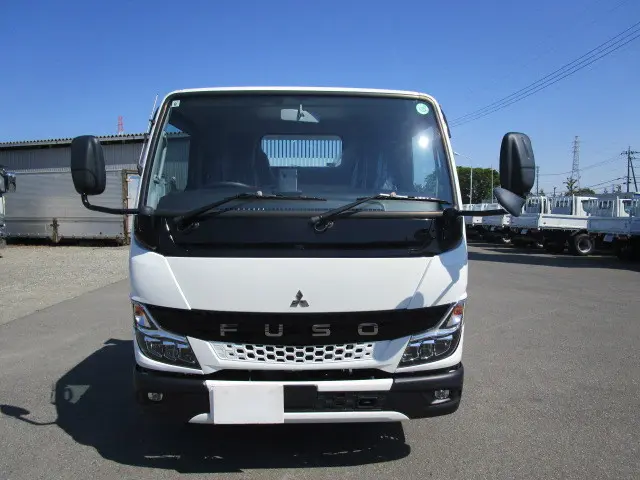三菱 キャンター 2RG-FBA60(2WD)の写真3