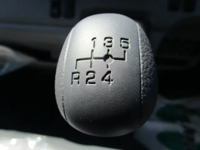 三菱 キャンター 2RG-FBA60(2WD)の写真17