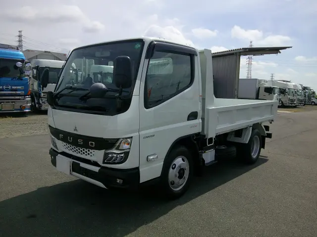 三菱 キャンター 2RG-FBA60(2WD)の写真1